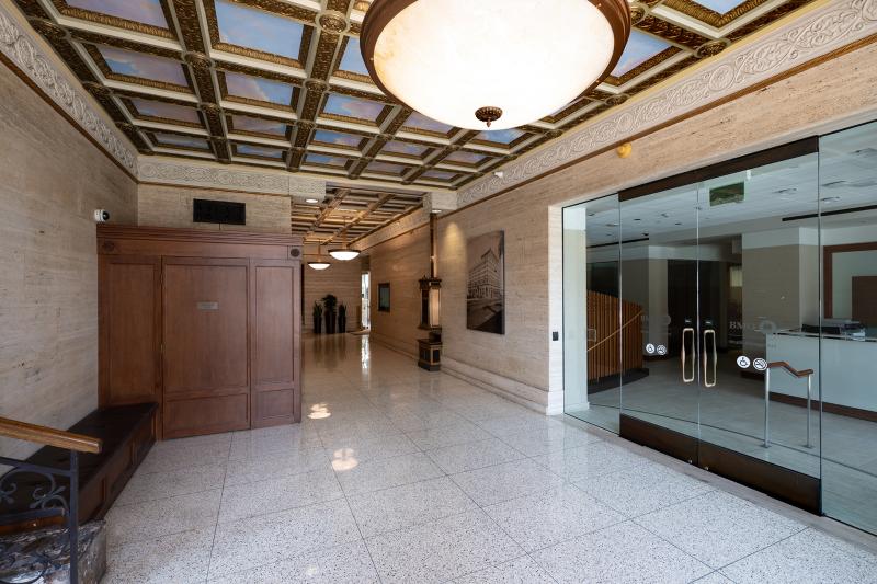 595-east-colorado-modern-lobby.jpg #1